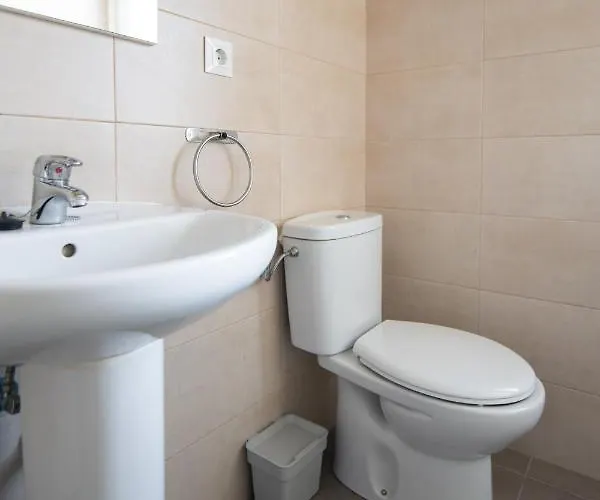 Viviendas Curto - Piso En El Corazon De Castro Junto Al Puerto Castro Urdiales